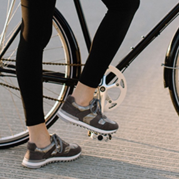 CHARLESTON SHOE COMPANY- Chewie Grey Camo Sneaker - Picture 2 of 10